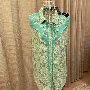 Miss Me  green lace cowgirl top size L
